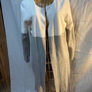 NEW LIZ CLAIRBORNE XL 2 TONE CARDIGAN